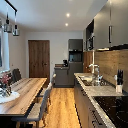 Alpenresidenz M Vermietungs Kg דירה סי