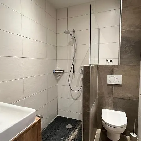 Alpenresidenz M Vermietungs Kg דירה *