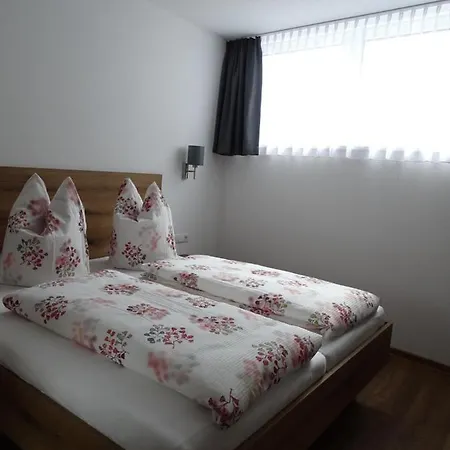Alpenresidenz M Vermietungs Kg Apartman *