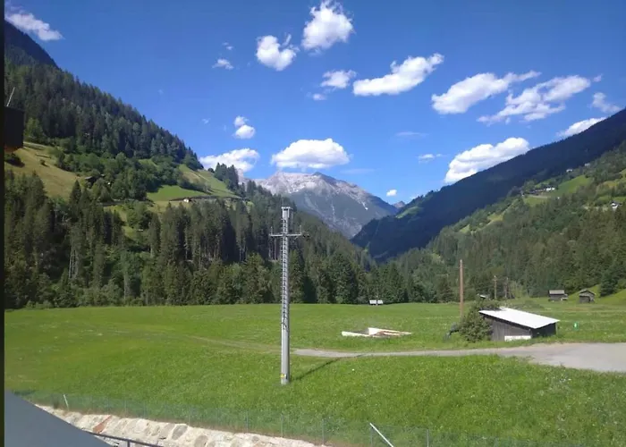 Appartement Alpenresidenz M Vermietungs Kg *